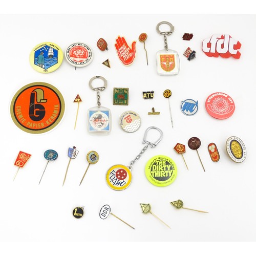 2100 - Trade Union Interest: a quantity of assorted badges, pins, etc. to include Chemie - Papier - Keramic... 