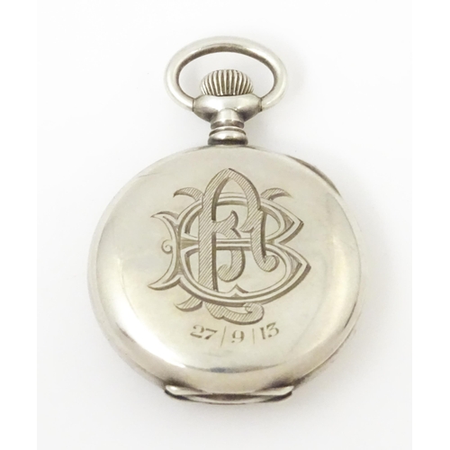 930 - An early 20thC silver ladies pendant/fob watch, The Swiss 17-jewel movement with white enamel dial h... 