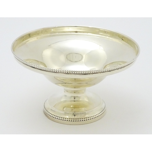 315 - A silver pedestal bon bon dish hallmarked Birmingham 1937, maker William Greenwood & Sons. Approx. 2... 