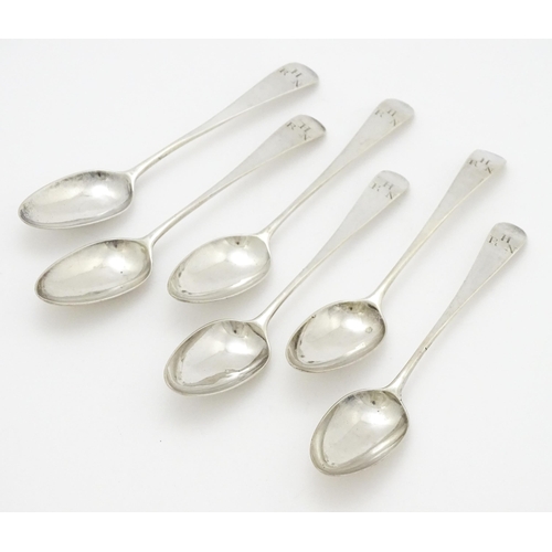 333 - A set of six Geo III silver teaspoons hallmarked London 1790, maker Hester Bateman. Approx. 5