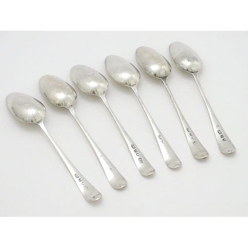 333 - A set of six Geo III silver teaspoons hallmarked London 1790, maker Hester Bateman. Approx. 5