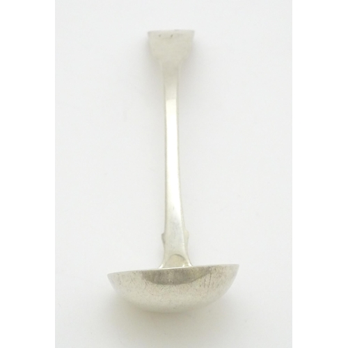 345 - A Scottish provincial silver Fiddle pattern sauce ladle hallmarked Dundee 1820 (Pot of Lilies x4) Ap... 