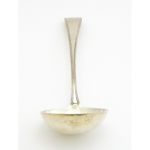 362 - A Geo III silver Old English Thread pattern sauce ladle hallmarked London 1798, Stephen Adams II. Ap... 