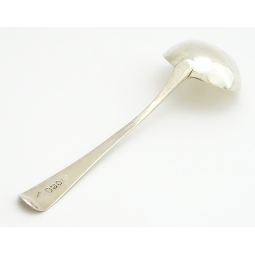 362 - A Geo III silver Old English Thread pattern sauce ladle hallmarked London 1798, Stephen Adams II. Ap... 