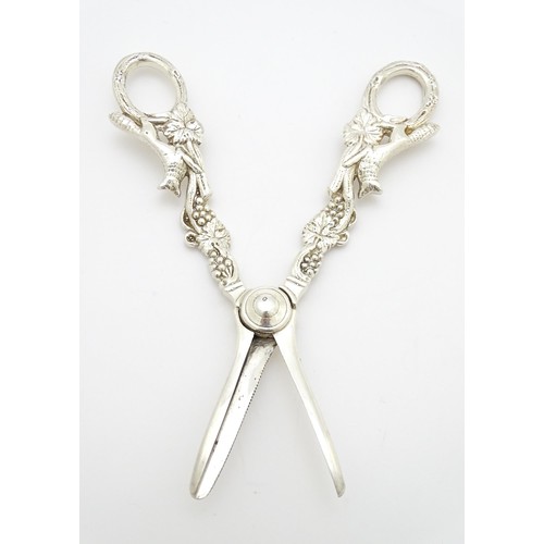 306 - Silver grape shears with fruiting vine and fox decoration hallmarked Sheffield 1971, maker J B Chatt... 