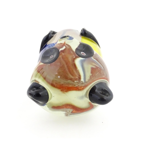 234 - A quantity of retro glass animals to include ducks, elephants and a panda. Some Murano Examples.  Du... 