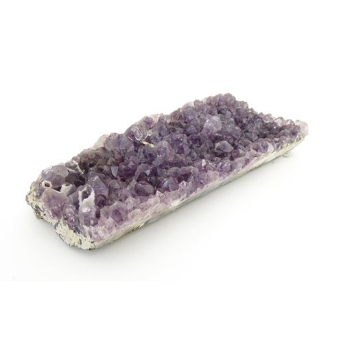 1078 - Natural History / Geology Interest: An amethyst hardstone specimen geode. Approx. 7 1/4