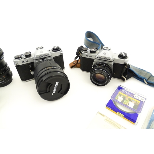 1185 - A Pentax Asahi K1000 and Pentax Asahi KX with Tamron Aspherical 28-200mm lens together with a Centon... 