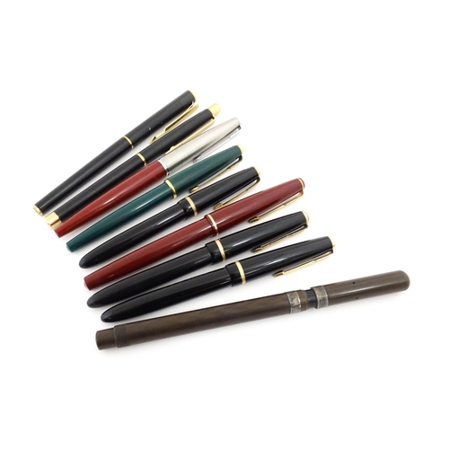 1220 - A quantity of 20thC fountain pens, comprising seven examples by Parker (including two Slimfold pens ... 