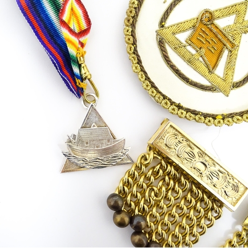 1229 - Freemasonry Interest: a quantity of Masonic jewels and regalia , comprising: three Hertfordshire col... 