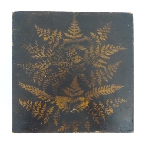 1239 - A 19thC Fern ware box of squared form with foliate decoration. Approx. 4