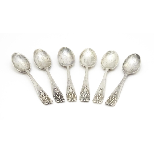 273 - A set of 6 silver demitasse spoons hallmarked London 1922 maker Josiah Williams & Co. Approx 3 1/2