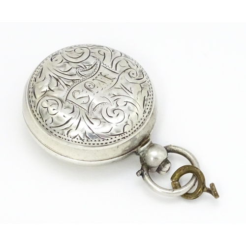 475 - A silver sovereign case / carrier with engraved acanthus scroll decoration hallmarked Birmingham 191... 