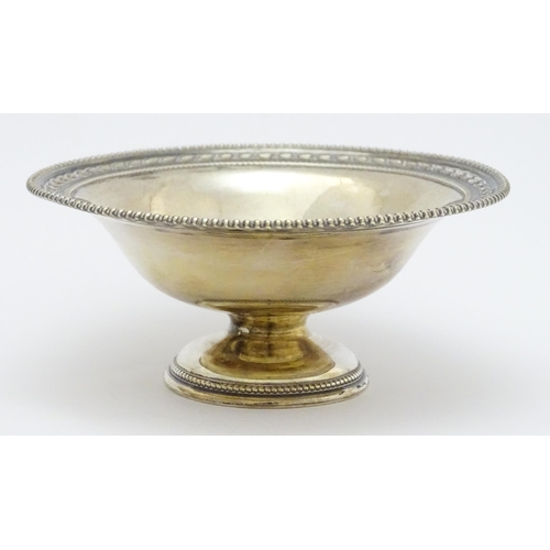 488 - A silver pedestal bon bon dish hallmarked Sheffield 1919, maker James Dixon & Sons Ltd. Approx. 4 1/... 