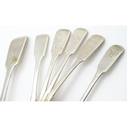 573 - Five assorted 19thC silver Fiddle pattern teaspoons. Together with a table spoon hallmarked London 1... 