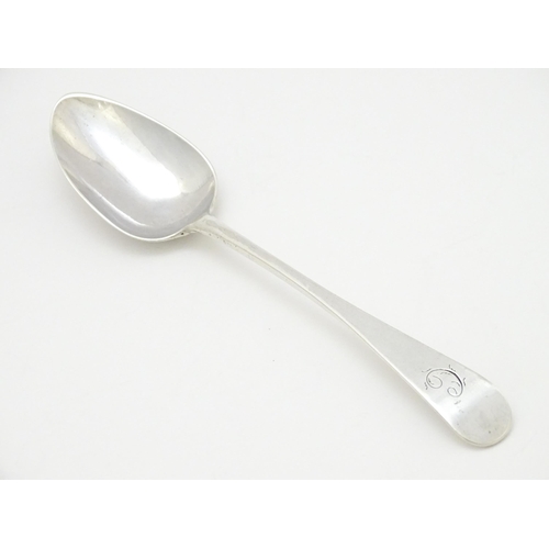 612 - A Geo III silver table spoon, hallmarked London 1798, maker Jonathan Perkins I & Jonathan Perkins II... 