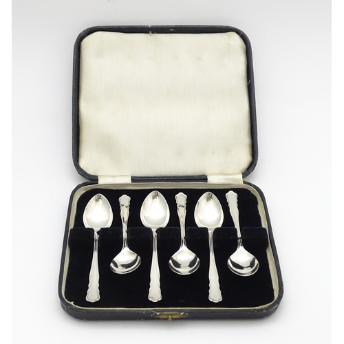 628 - A cased set of six silver teaspoons hallmarked Sheffield 1945, maker James Dixon & Sons