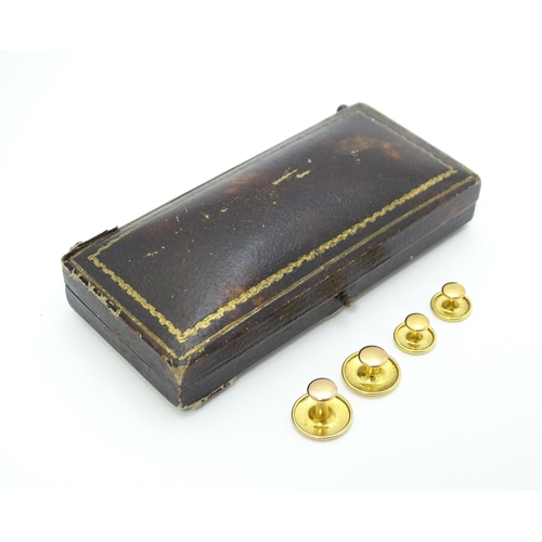 916A - A 9ct gold bar brooch. Together with cased dress studs. Brooch approx. 2