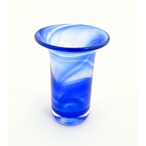 207A - A Swedish Vas Vitreum blue glass vase with flared rim, signed under Vas Vitreum Sweden. Approx. 4 3/... 