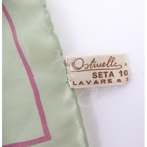 1093 - Vintage fashion / clothing: A quantity of scarves to include a green silk Ostinelli scarf measuring ... 