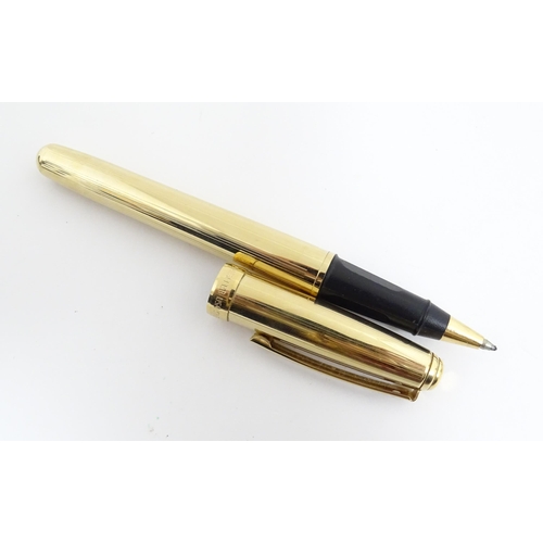 1225A - A quantity of pens, comprising a boxed Parker NL ballpoint, a boxed Parker IIIE ballpoint, a boxed P... 