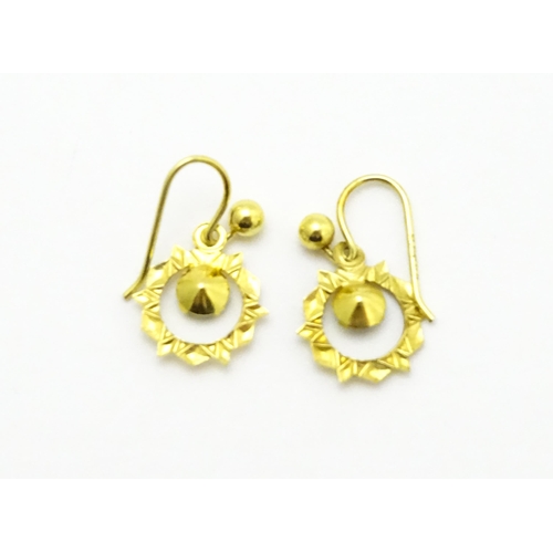 844 - A quantity of assorted gold, yellow metal and silver drop earrings, a gilt metal pendant and a 9ct g... 