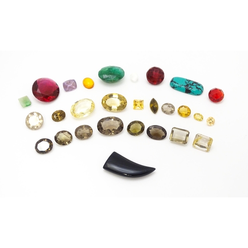 845 - A quantity of assorted loose unmounted stones and beads etc.