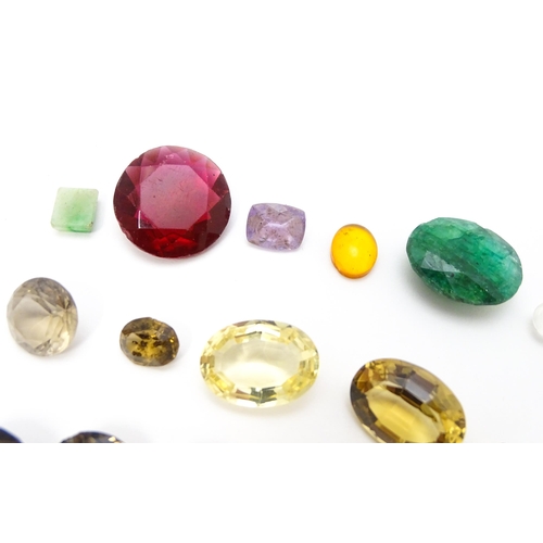 845 - A quantity of assorted loose unmounted stones and beads etc.