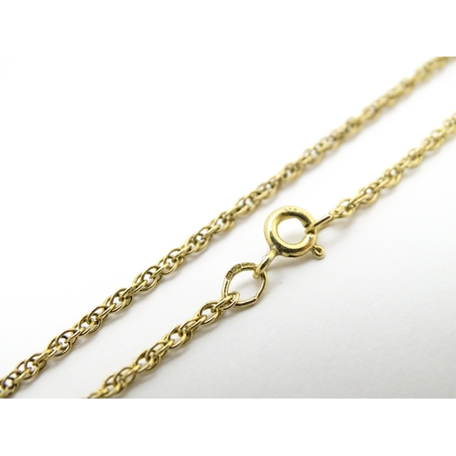 848 - A 9ct gold chain necklace. Approx. 18