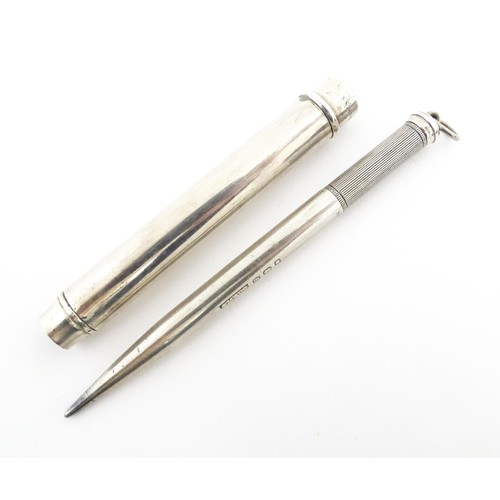 1215 - Two silver propelling pencils by Sampson Mordan, one hallmarked London 1919, the other 1927. Largest... 