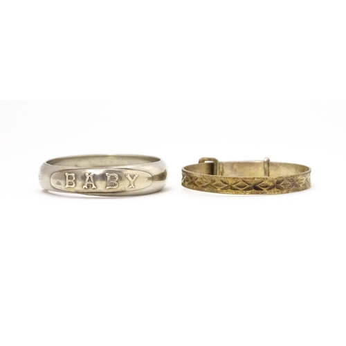 904 - Two silver baby bracelets / rings, one titled Baby hallmarked Birmingham 1916, maker F. Webb (2)