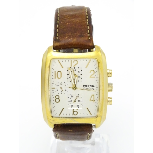 946 - A Fossil Speedway Arkitekt gentlemans wristwatch. The watch case approx 1 3/8