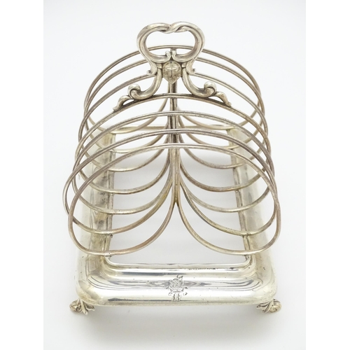 342 - A 19thC silver seven bar toast rack hallmarked London c. 1839. Approx. 7