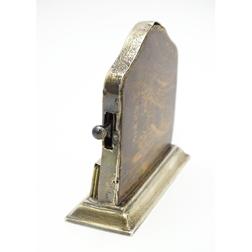 439 - A silver desk calendar with bow and swag detail, hallmarked Birmingham 1910, maker Henry Matthews. A... 