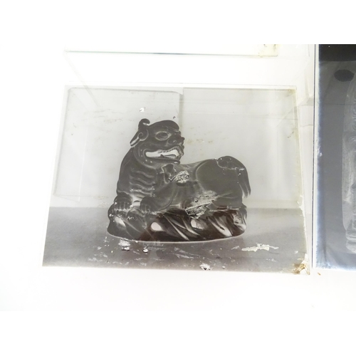 2133 - A quantity of assorted plate glass negatives depicting various ancient artefacts / sculptures, etc. ... 