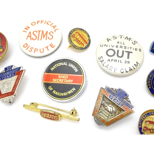 974 - Trade Union Interest: a quantity of assorted badges, pins, etc. to include a hallmarked silver Natio... 