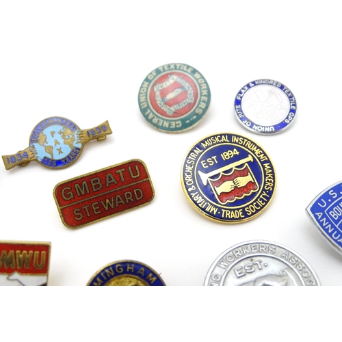 979 - Trade Union Interest: a quantity of assorted badges, pins, etc. to include a hallmarked silver Natio... 