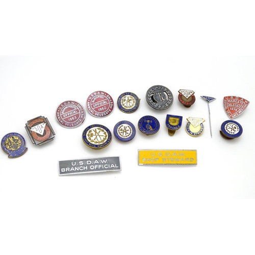 985 - Trade Union Interest: a quantity of assorted badges, pins, etc. to include the Union of Shop Distrib... 