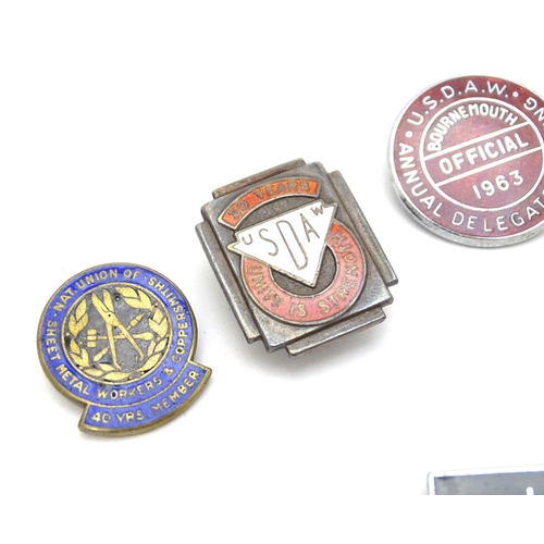 985 - Trade Union Interest: a quantity of assorted badges, pins, etc. to include the Union of Shop Distrib... 