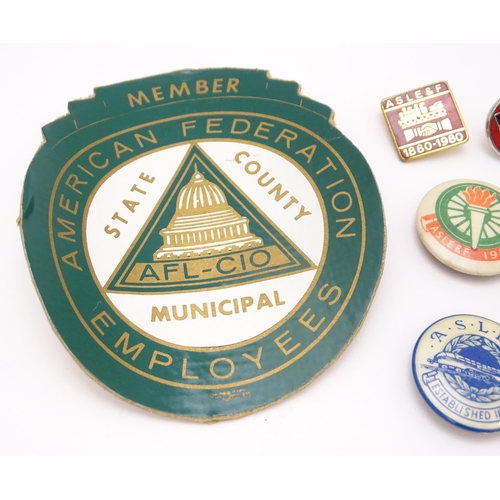 987 - Trade Union Interest: a quantity of assorted badges, pins, etc. to include ASLEF, Lock & Metal Worke... 