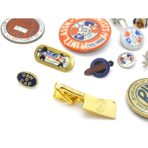 989 - Trade Union Interest: a quantity of assorted badges, pins, etc. to include Delegate ribbons for the ... 