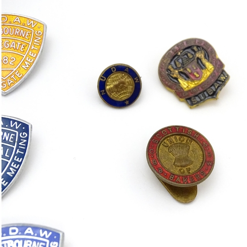 992 - Trade Union Interest: a quantity of assorted badges, pins, etc. to include USDAW Annual Delegate Mee... 