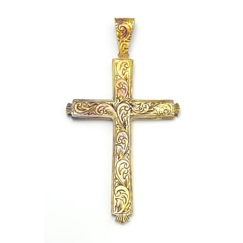 881 - A large silver gilt pendant cross, hallmarked Birmingham 1996, maker AMcC. Approx. 3 1/2