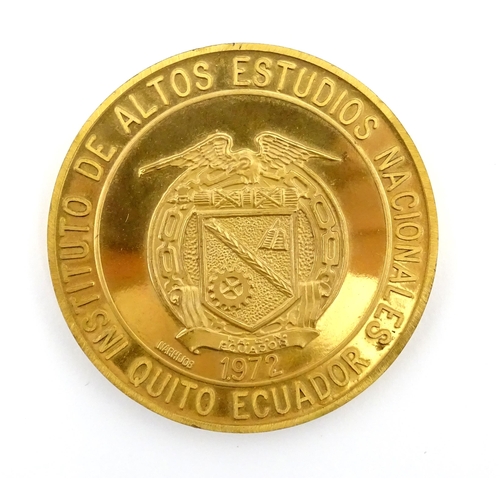 967 - Cased collectors coins for the Republic of Ecuador. The case titled Banco Central Del Ecuador 1927-1... 