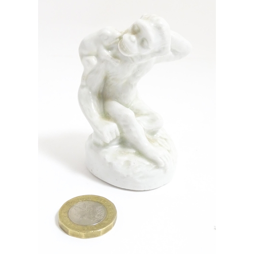 103 - A ceramic model of a monkey / chimp with a frog on its shoulder. Approx. 3