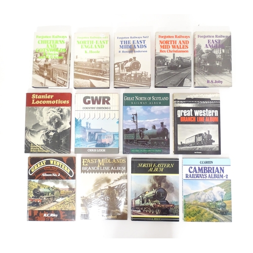 123 - Books: A quantity of assorted books on the subject of train / railways to include Forgotten Railways... 