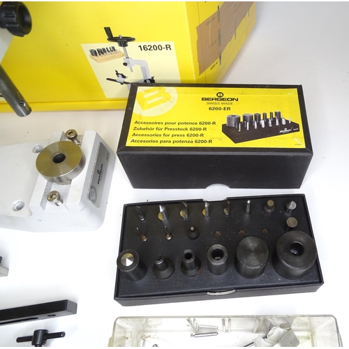 256 - Clock / Watchmakers / Repairers Interest : A boxed Bergeon 16200 clock & alarm clock bushing tool wi... 