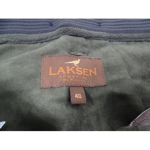 358 - Country clothing: a pair of Laksen Lady Kodiak Hunting trousers, in forest green, size 40 (approx 32... 