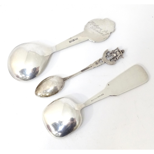 414 - Three Continental silver plate souvenir spoons to include one titled Oslo, Alesund, the other titled... 