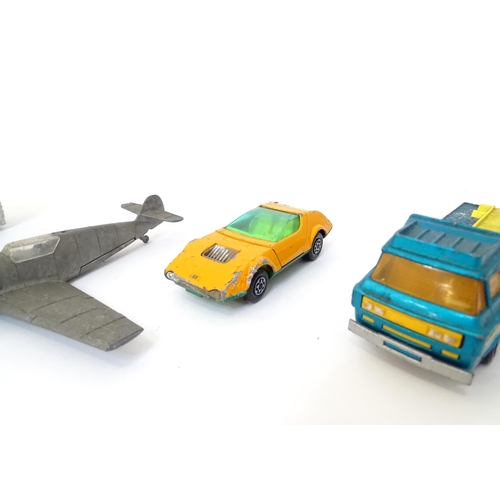 497 - Toys: A quantity of die cast scale model vehicles to include a Lesney Matchbox Merryweather Fire Eng... 